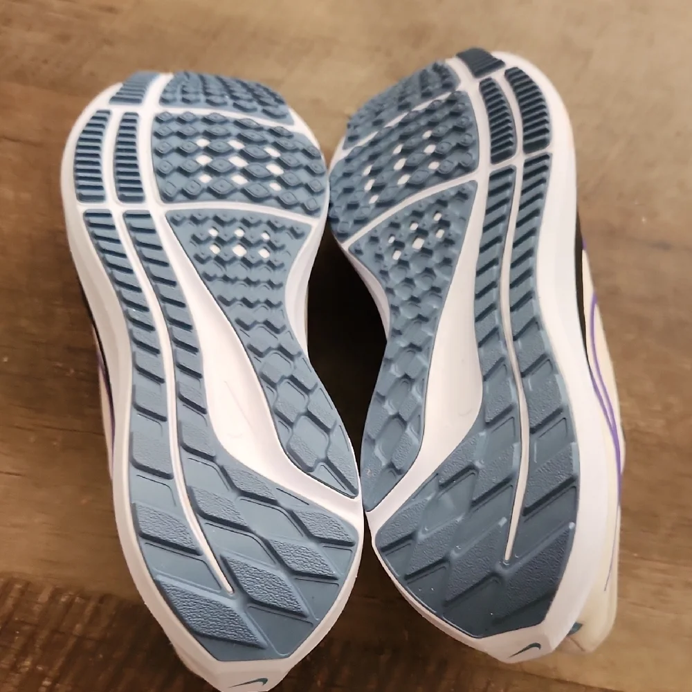 WMNS Nike Air Zoom Pegasus - Picture 4 of 6